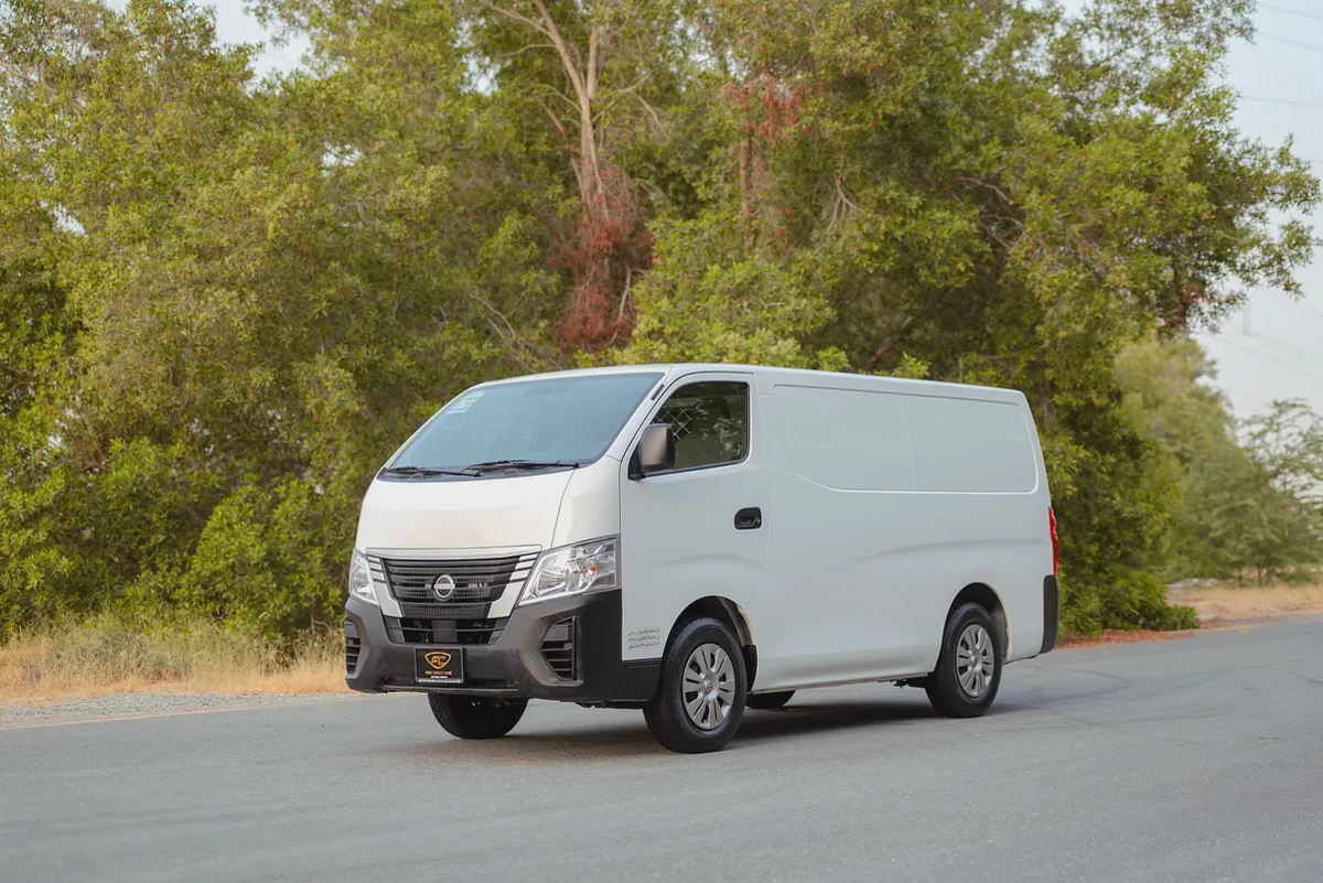 Nissan Urvan | Automatic | Standard Roof Delivery Van | GCC Specs | Ref#N45070