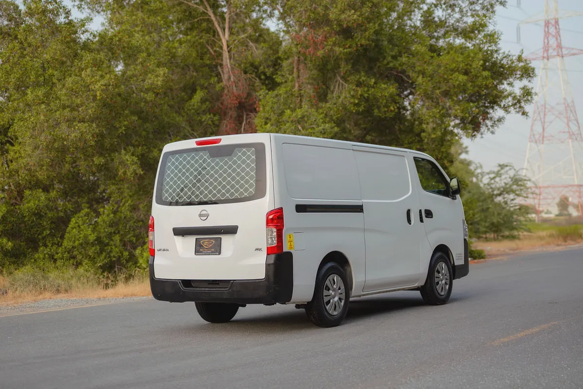 Nissan Urvan | Automatic | Standard Roof Delivery Van | GCC Specs | Ref#N45070-2-2