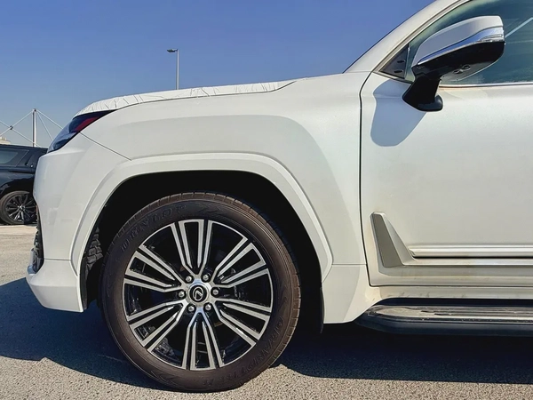 LX700h 3.5L Hybrid GCC Specs  Brand New for Export