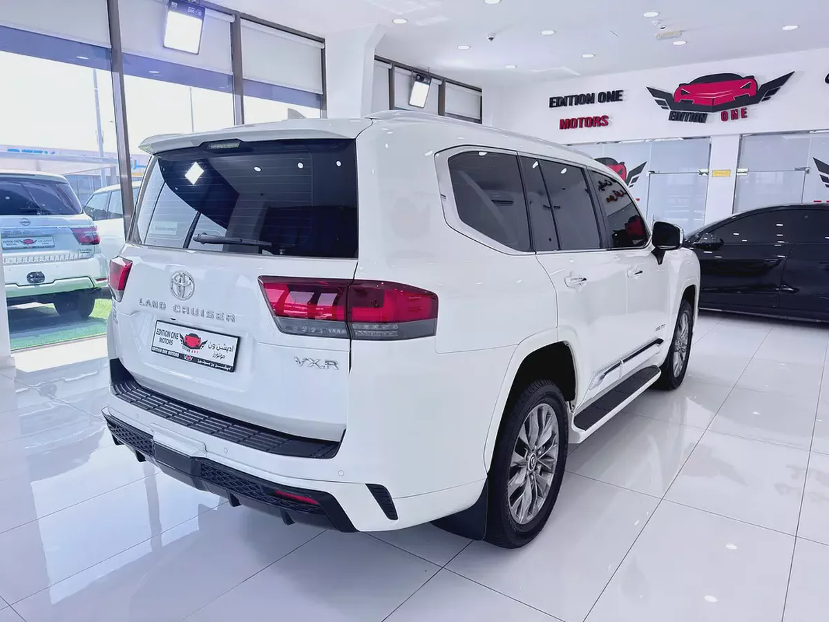 Land Cruiser VXR 2024 Twin Turbo agency warranty-9-9