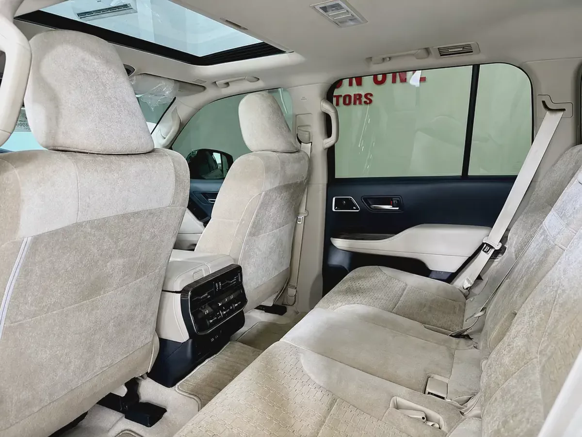Land Cruiser VXR 2024 Twin Turbo agency warranty-6-6