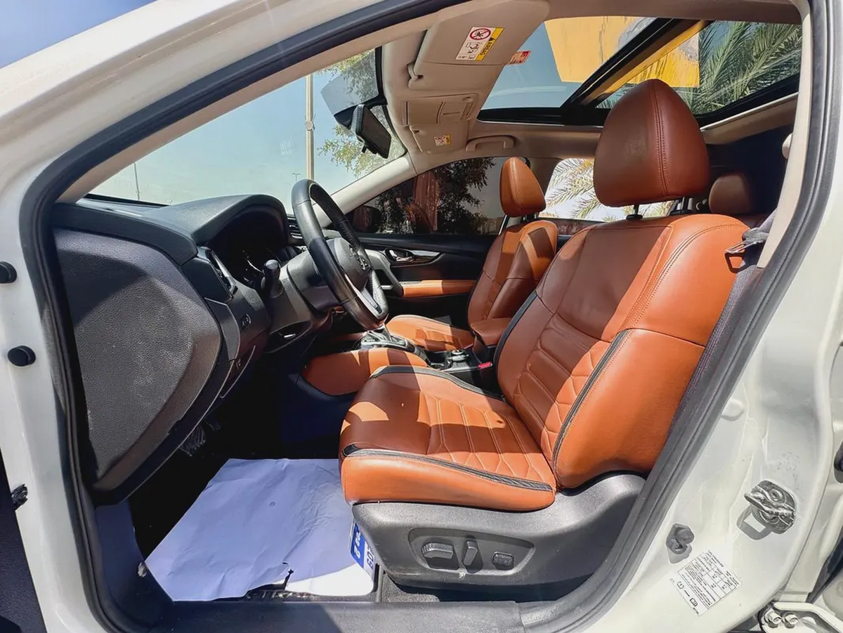 810-Monthly l GCC l Panoramic, Leather, Cruise l Accident Free-8-8