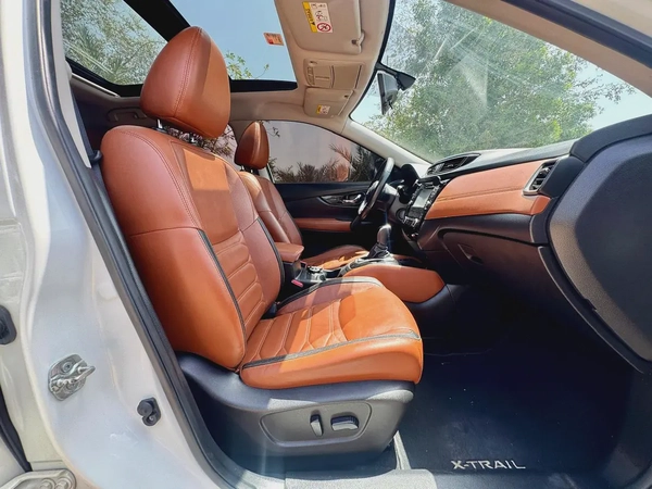 810-Monthly l GCC l Panoramic, Leather, Cruise l Accident Free