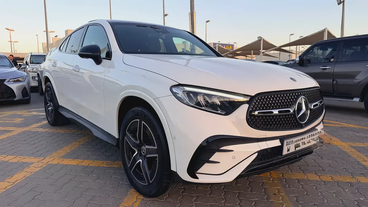2024 Mercedes-Benz GLC 300 AMG 4MATIC Coupe - Pristine Condition - US Specs-2-2