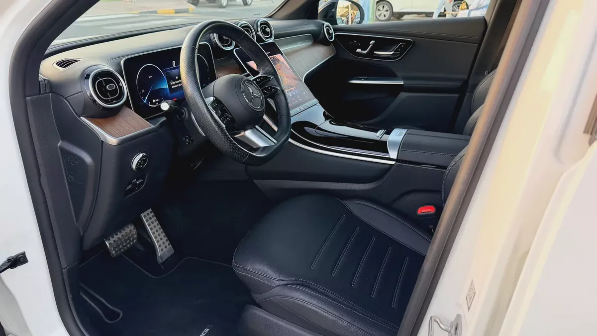 2024 Mercedes-Benz GLC 300 AMG 4MATIC Coupe - Pristine Condition - US Specs-5-5