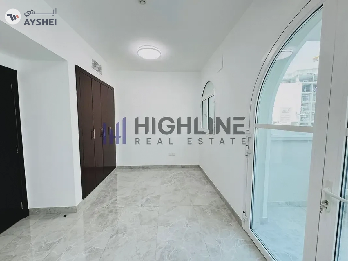 Fully Renovated 4 Bedroom Cozy |Townhouse For Sale