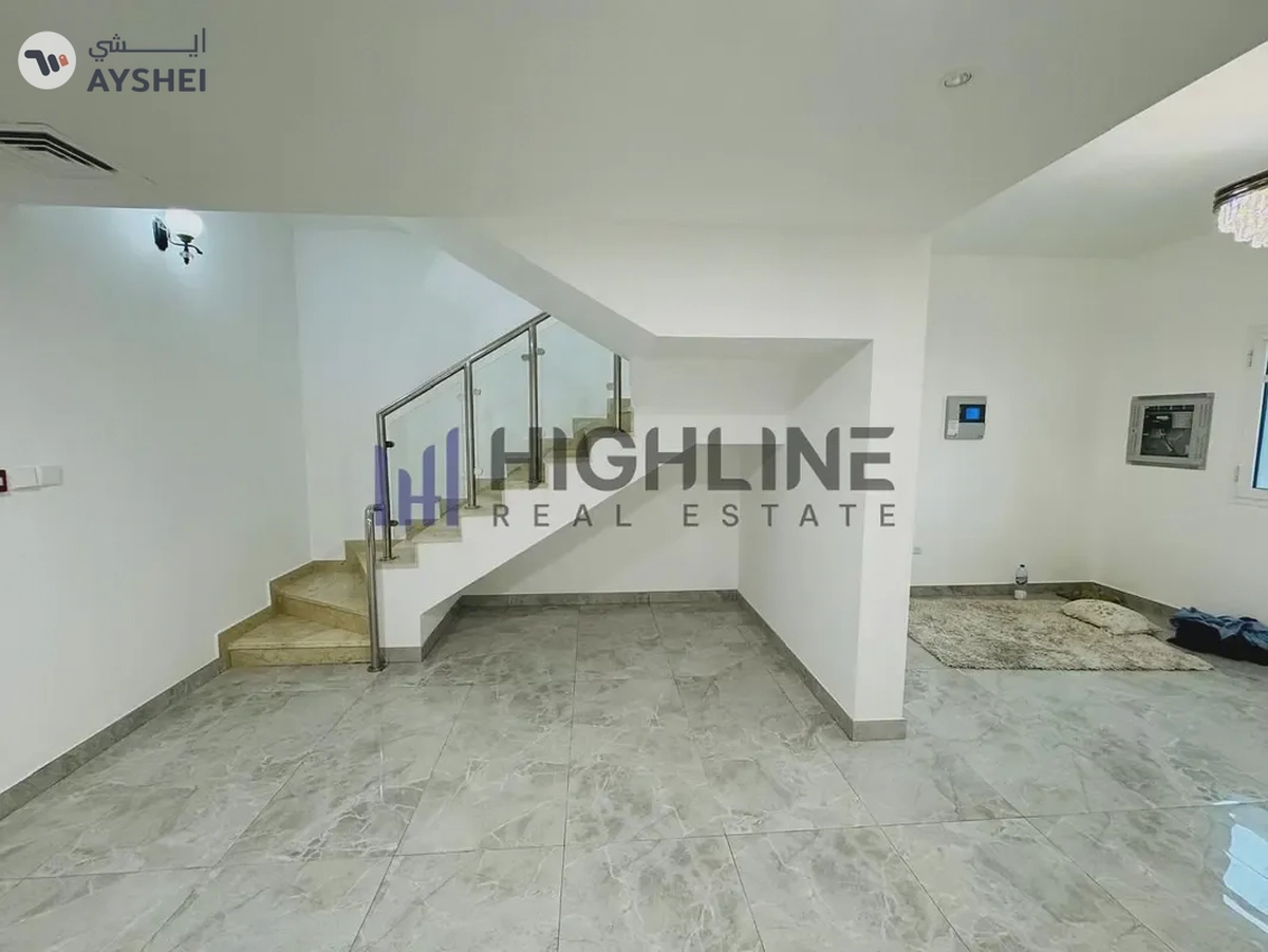Fully Renovated 4 Bedroom Cozy |Townhouse For Sale