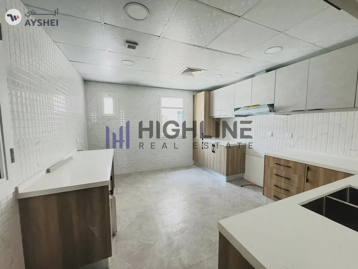 Fully Renovated 4 Bedroom Cozy |Townhouse For Sale