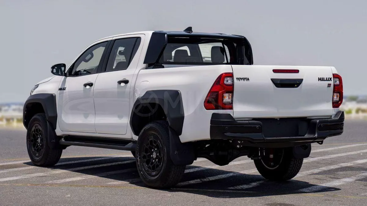 Toyota Hilux GR SPORT-6-0