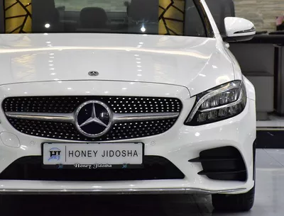 Mercedes Benz C200 ( 2019 Model ) in White Color GCC Specs-3