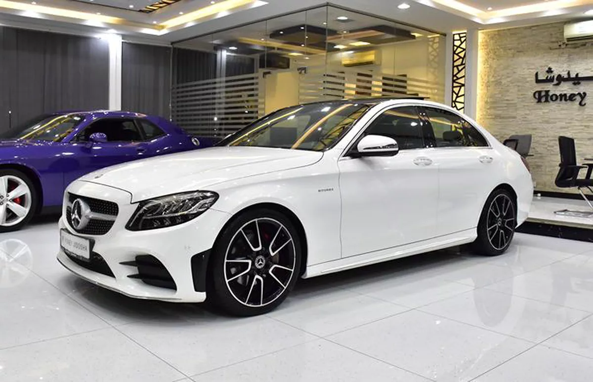 Mercedes Benz C200 ( 2019 Model ) in White Color GCC Specs-1-1