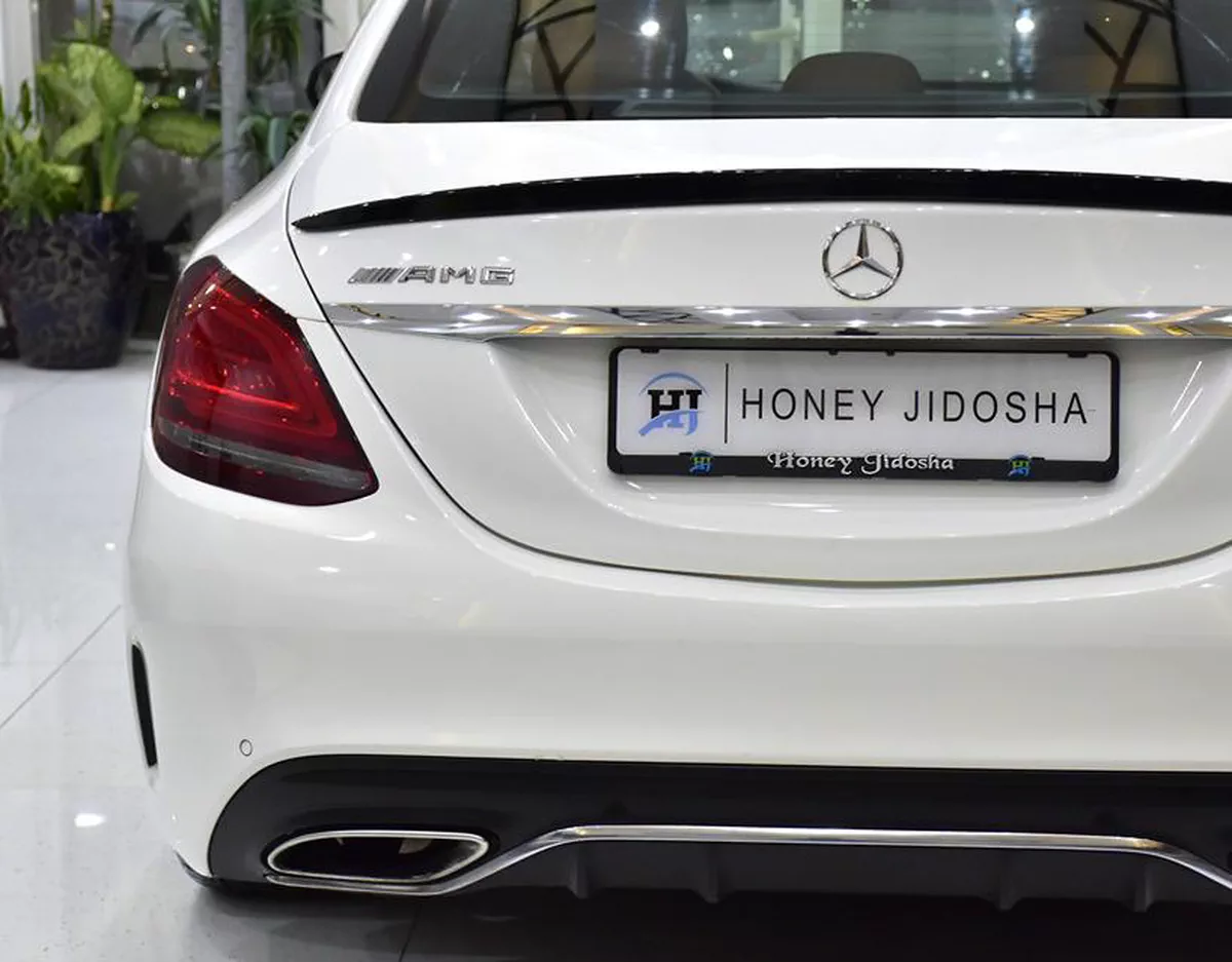 Mercedes Benz C200 ( 2019 Model ) in White Color GCC Specs-2-2