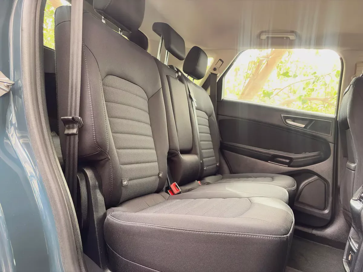 Ful Al Tayer Service History | Ford Edge SE 2016 | GCC Specs-8-8