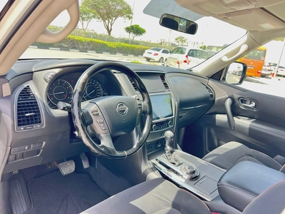 Nissan Patrol SE P2 2019 - GCC Specs - Well Maintained-9