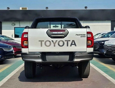 Toyota Hilux Adventure 4.0L-7