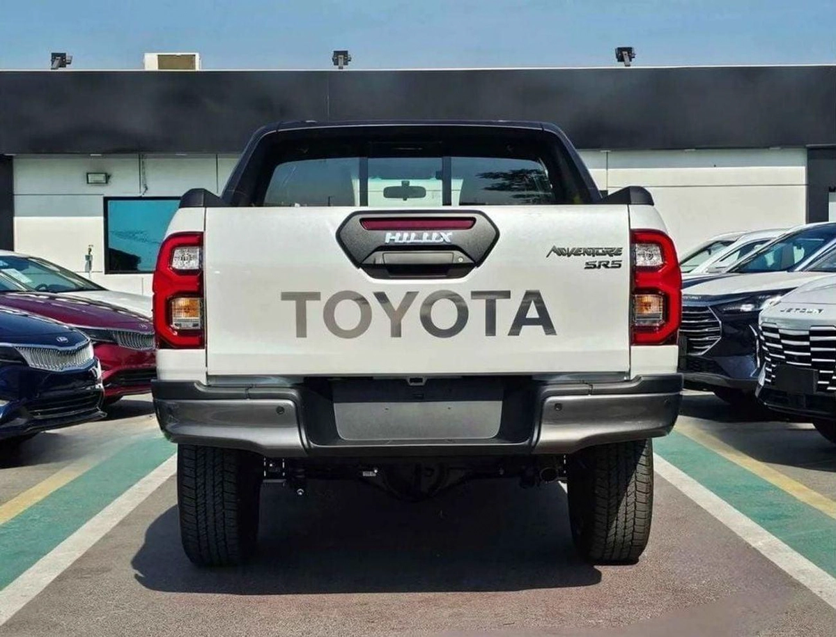 Toyota Hilux Adventure 4.0L-7-0