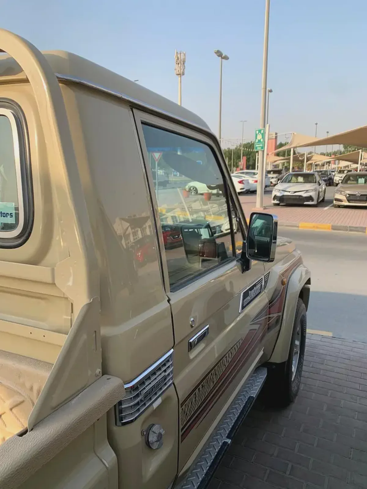 سوق الحراج الشارقة معرض الهامور 36-8-8