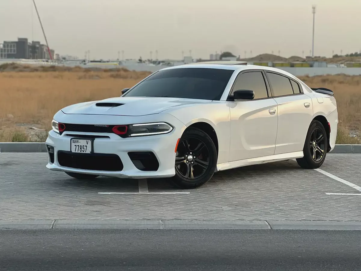 دودج تشارجر sxt 2019 فل اوبشن بحالة جيدة