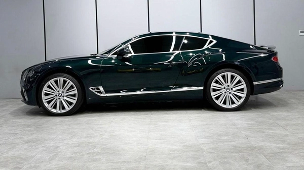Bentley Continental GT W12 | GCC | Viridian Green | Accident free