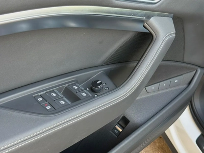 2023 Audi e-tron 50 S-Line Sportback - Pristine Condition-13