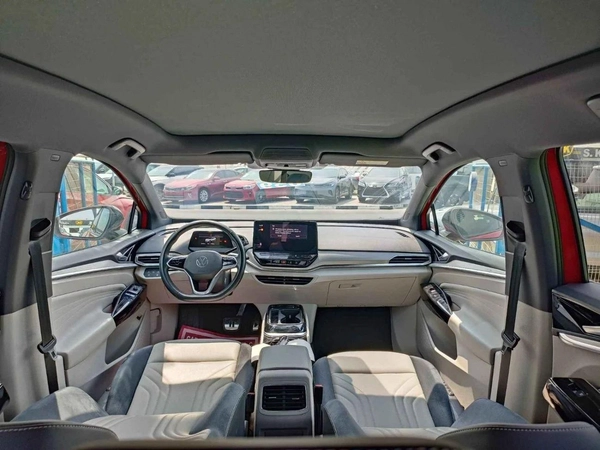 Volkswagen ID.4 CROZZ PRO / ELECTRIC / 360 CAMERA / HEAD UP DISPLAY / PANORAMIC ROOF / CODE#0497