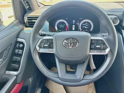 Toyota Land Cruiser VXR 2026 GCC Specs-10