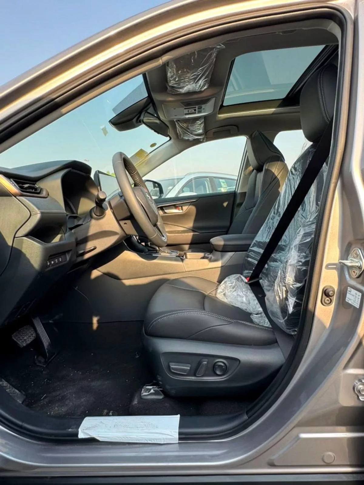 Toyota Wildlander LUXURY | 2.0L PETROL V4 | RADAR / PANORAMIC ROOF / 360*CAMERA (CODE#WLPL)-11-0