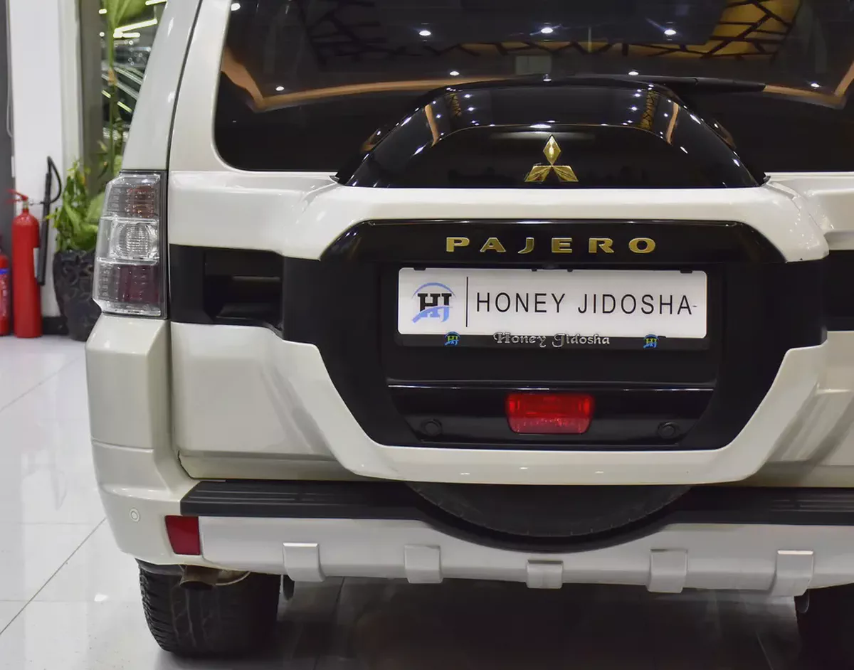 AED 1,249 EMi at 0% DP | Mitsubishi Pajero GLS ( 2020 Model ) in White Color GCC Specs-7-7