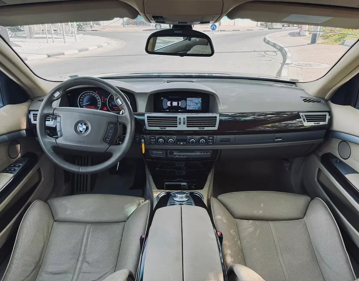 BMW 740I | 2007 | ONLY : 118,367 KM | JAPAN IMPORT | CLEAN TITLE | NO ACCIDENT-3-3