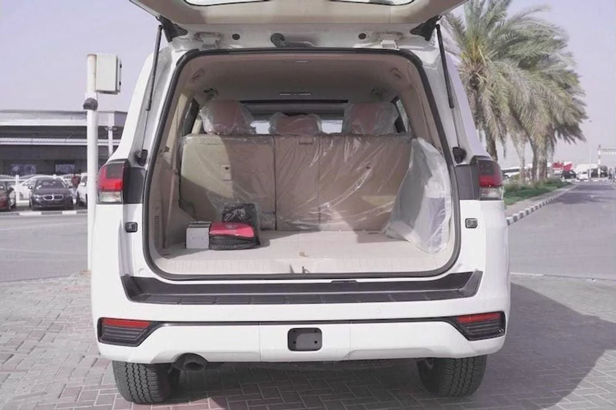 Toyota Land Cruiser GXR Toyota landcrusier GXR 3.5L petrol Twin turbo-5-0