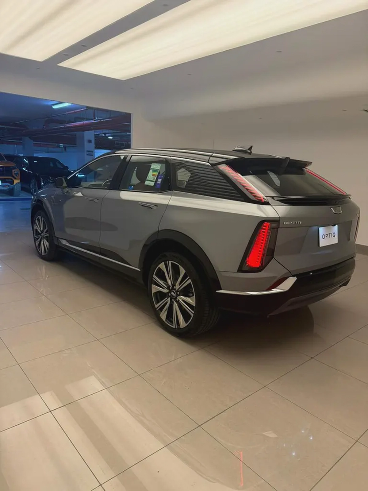 2025 Cadillac Optiq Luxury - GCC Specs - Brand New-2-2