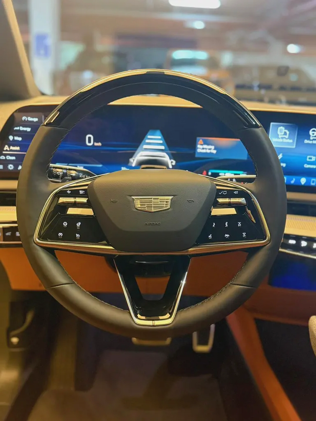 2025 Cadillac Optiq Luxury - GCC Specs - Brand New-9-9