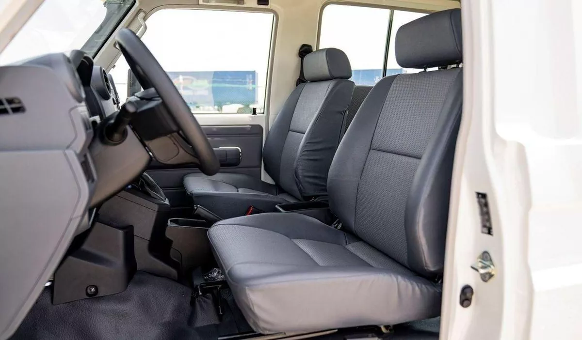 Toyota Land Cruiser 70 LC 78 HARDTOP 2.8L AT LC78 2.8L AT DIESEL 2026-13-0