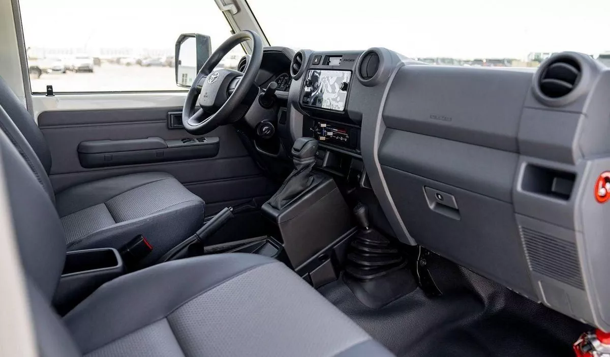Toyota Land Cruiser 70 LC 78 HARDTOP 2.8L AT LC78 2.8L AT DIESEL 2026-15-0