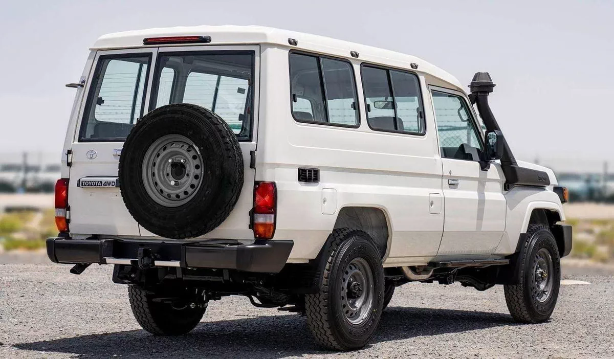 Toyota Land Cruiser 70 LC 78 HARDTOP 2.8L AT LC78 2.8L AT DIESEL 2026-5-0