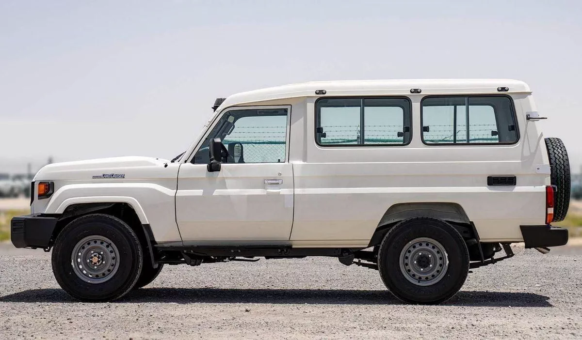 Toyota Land Cruiser 70 LC 78 HARDTOP 2.8L AT LC78 2.8L AT DIESEL 2026-7-0