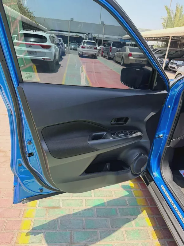 2024 Nissan Kicks SV | American Specs | Low Mileage | Compact SUV