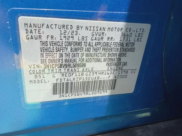 2024 Nissan Kicks SV | American Specs | Low Mileage | Compact SUV