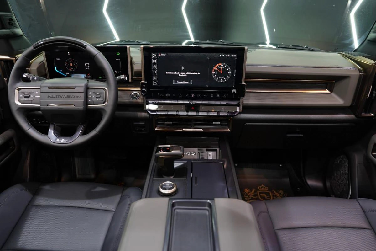 GMC Hummer EV Pickup-1-1