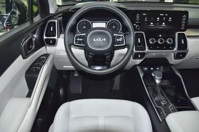 AED 1,527 EMi at 0% DP | KIA Sorento ( 2023 Model ) in Grey Color GCC Specs-11