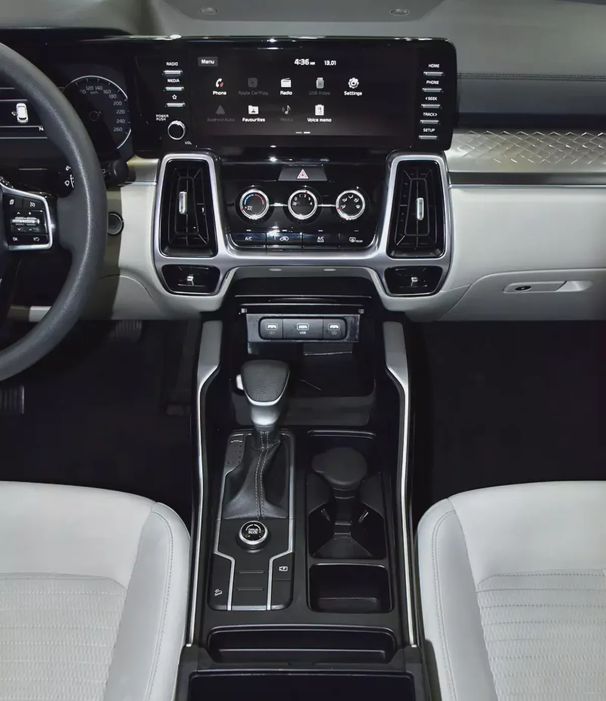 AED 1,527 EMi at 0% DP | KIA Sorento ( 2023 Model ) in Grey Color GCC Specs-15-15