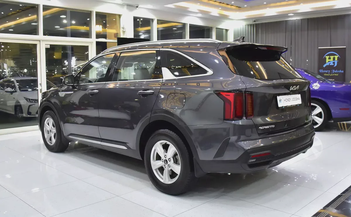 AED 1,527 EMi at 0% DP | KIA Sorento ( 2023 Model ) in Grey Color GCC Specs-6-6