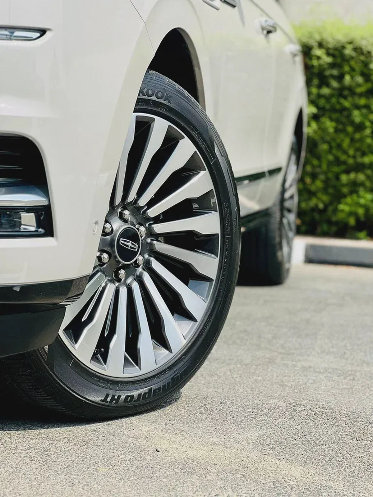 LINCOLN NAVIGATOR RESERVE | GCC SPECS-4-4