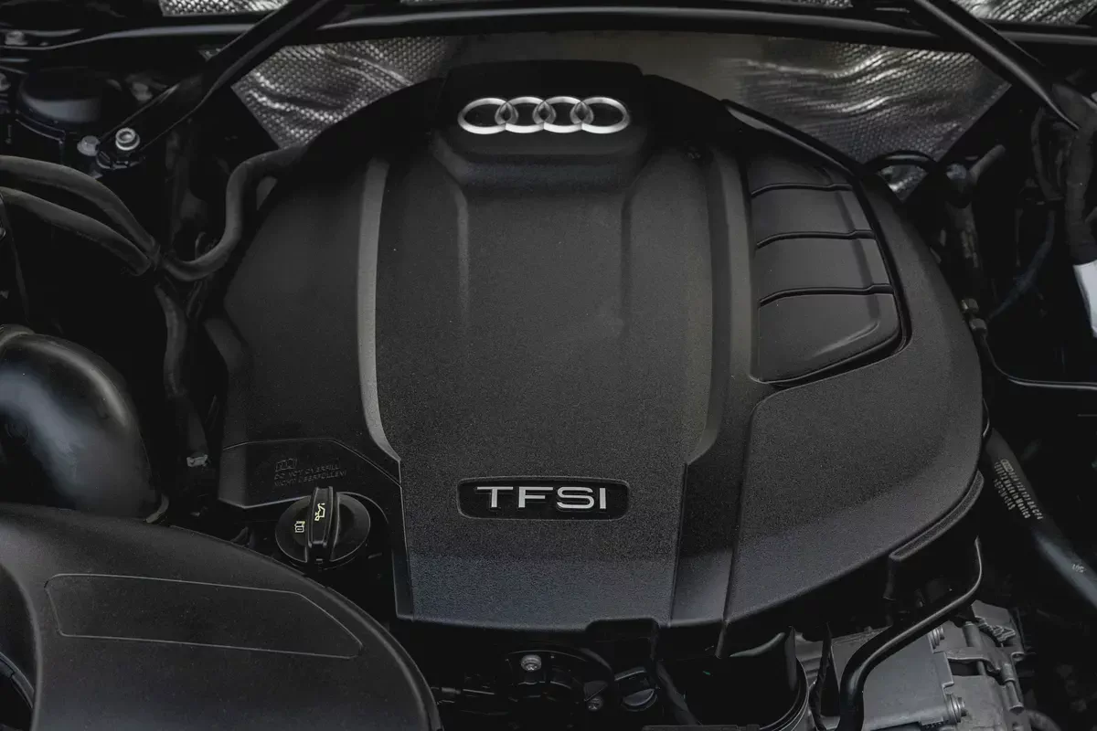 2,350 P.M |  Q5 45 TFSI Quattro S-Line Sportback | 0% Downpayment | WARRANTY!-13-13