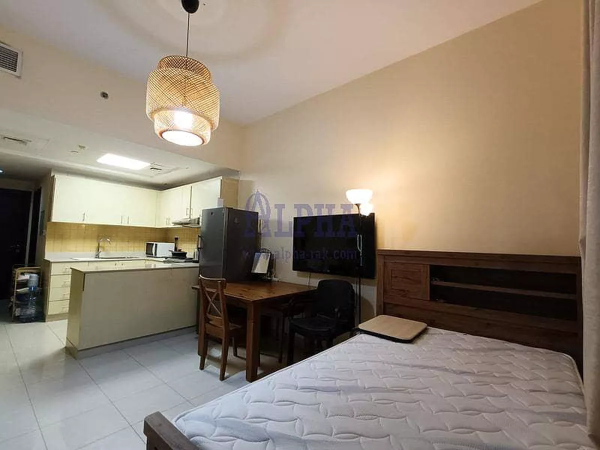Studio| Partial Seaview| Great Investment.-4-4