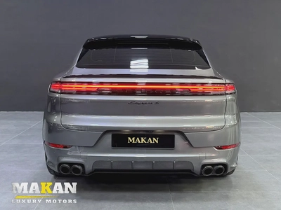 Porsche Cayenne S COUPE-15