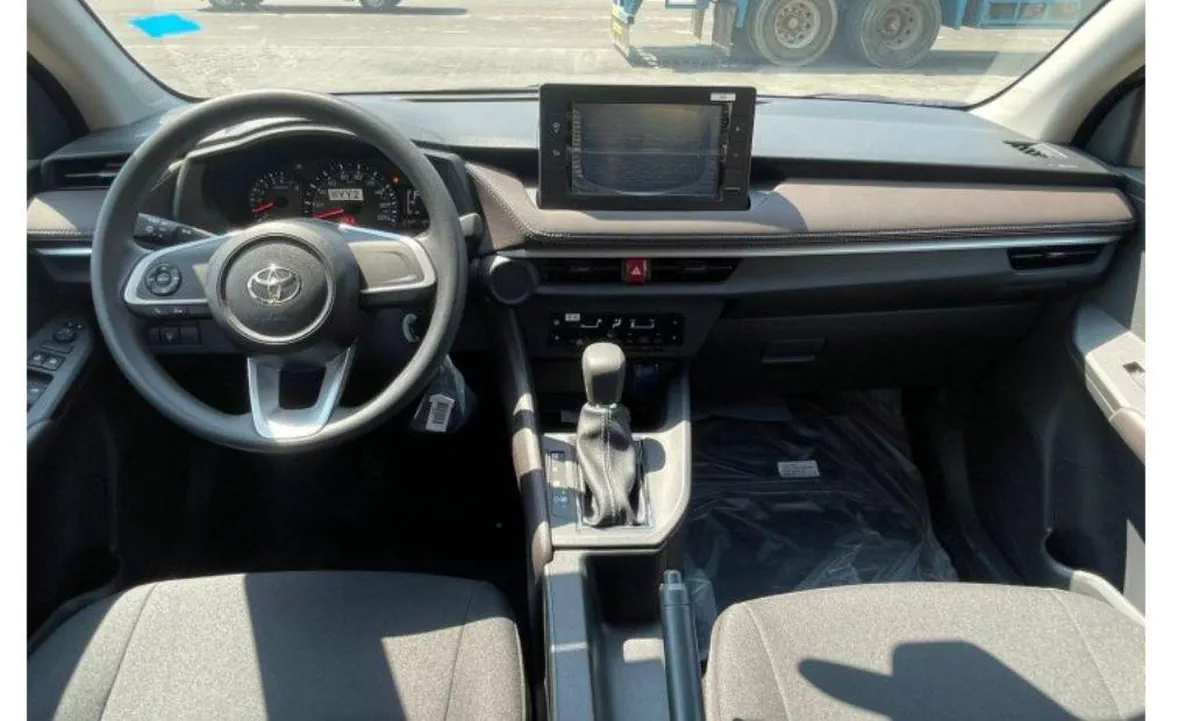 New 2023 Toyota Yaris-9-9
