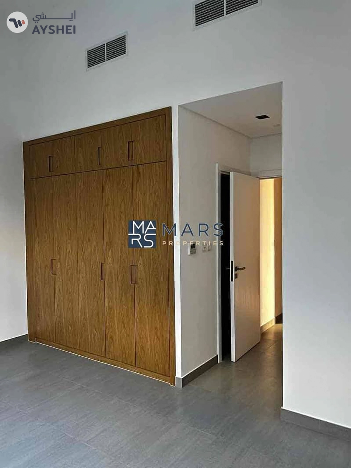Exclusive | private garden | Vacant