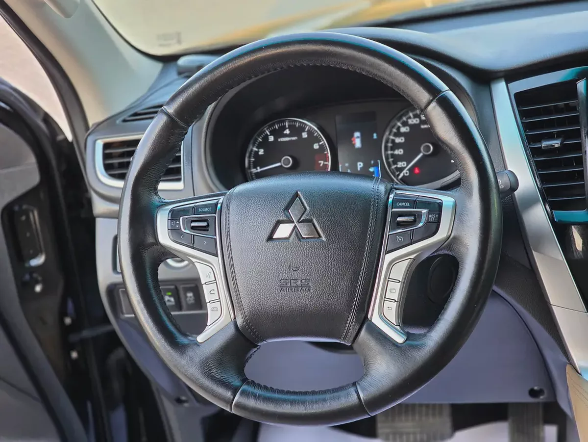 2022 Mitsubishi Montero Sport GLS Medium Line GCC Specs-15-15