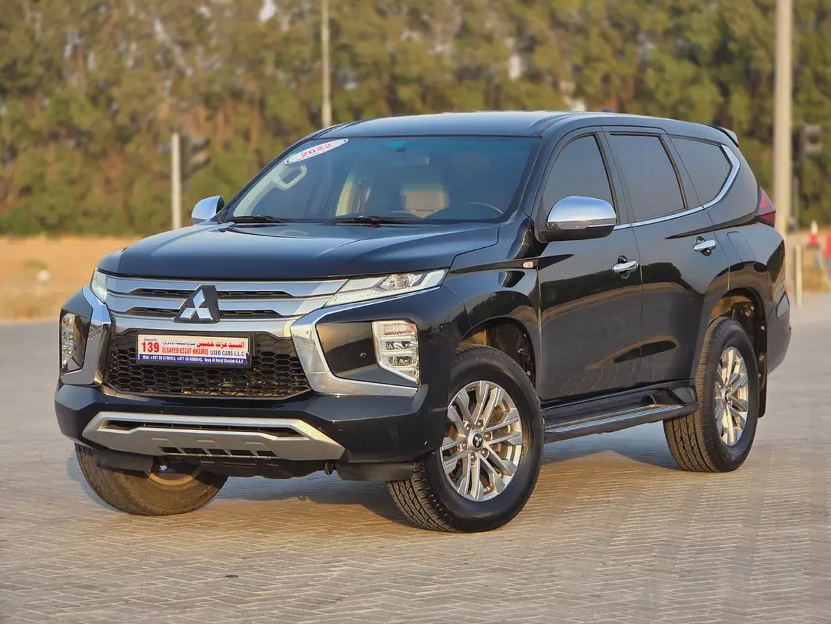 2022 Mitsubishi Montero Sport GLS Medium Line GCC Specs